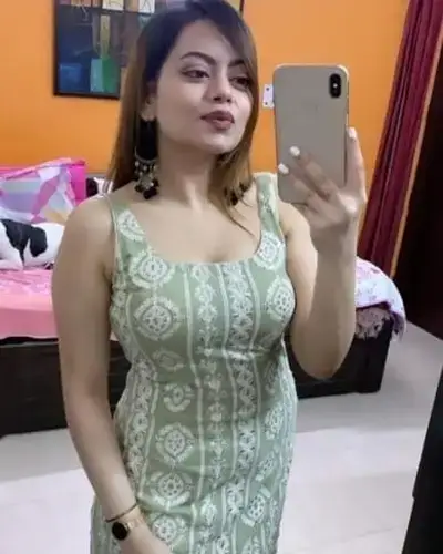 Call Girl in Zirakpur